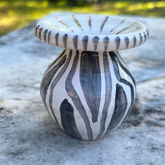Zebra Stripe Vase 18K Tiny Genuine Gold Pottery Bud Vase - Picture 7 of 8